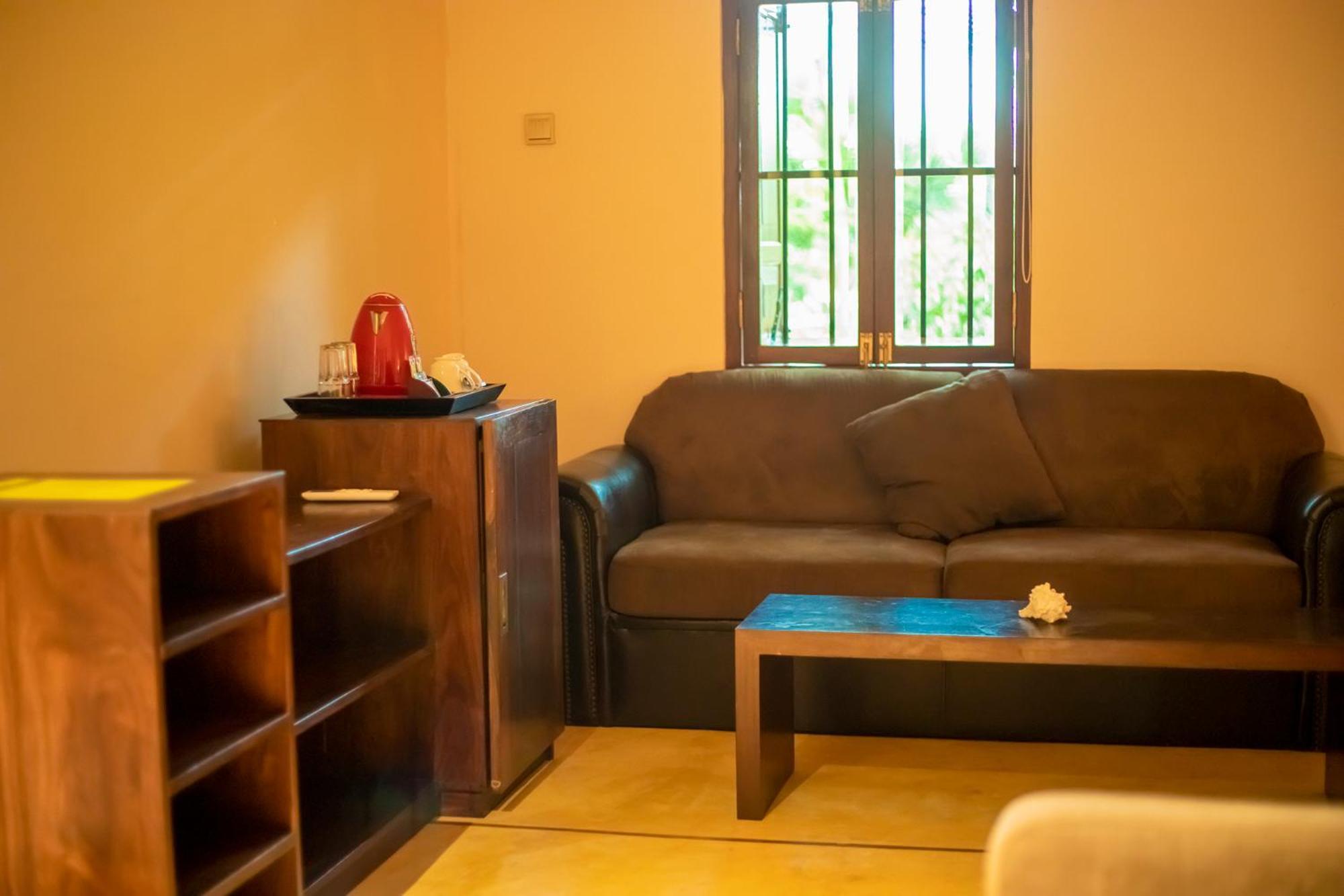 Nikara Luxury Beach House Tissamaharama Bagian luar foto