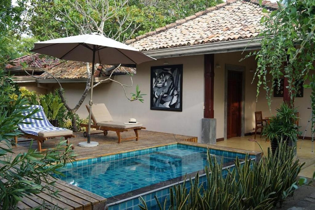 Nikara Luxury Beach House Tissamaharama Bagian luar foto